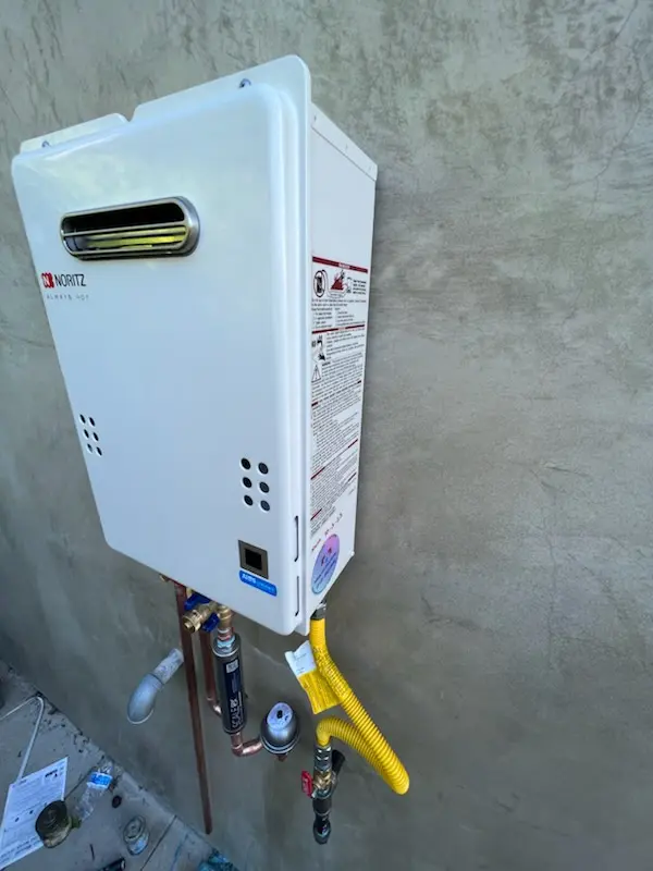 Tankless water heater installation for Clinton homes